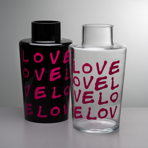 Unnamed Bucket LOVE - Black - Kunstnerisk LOVE Glasvase