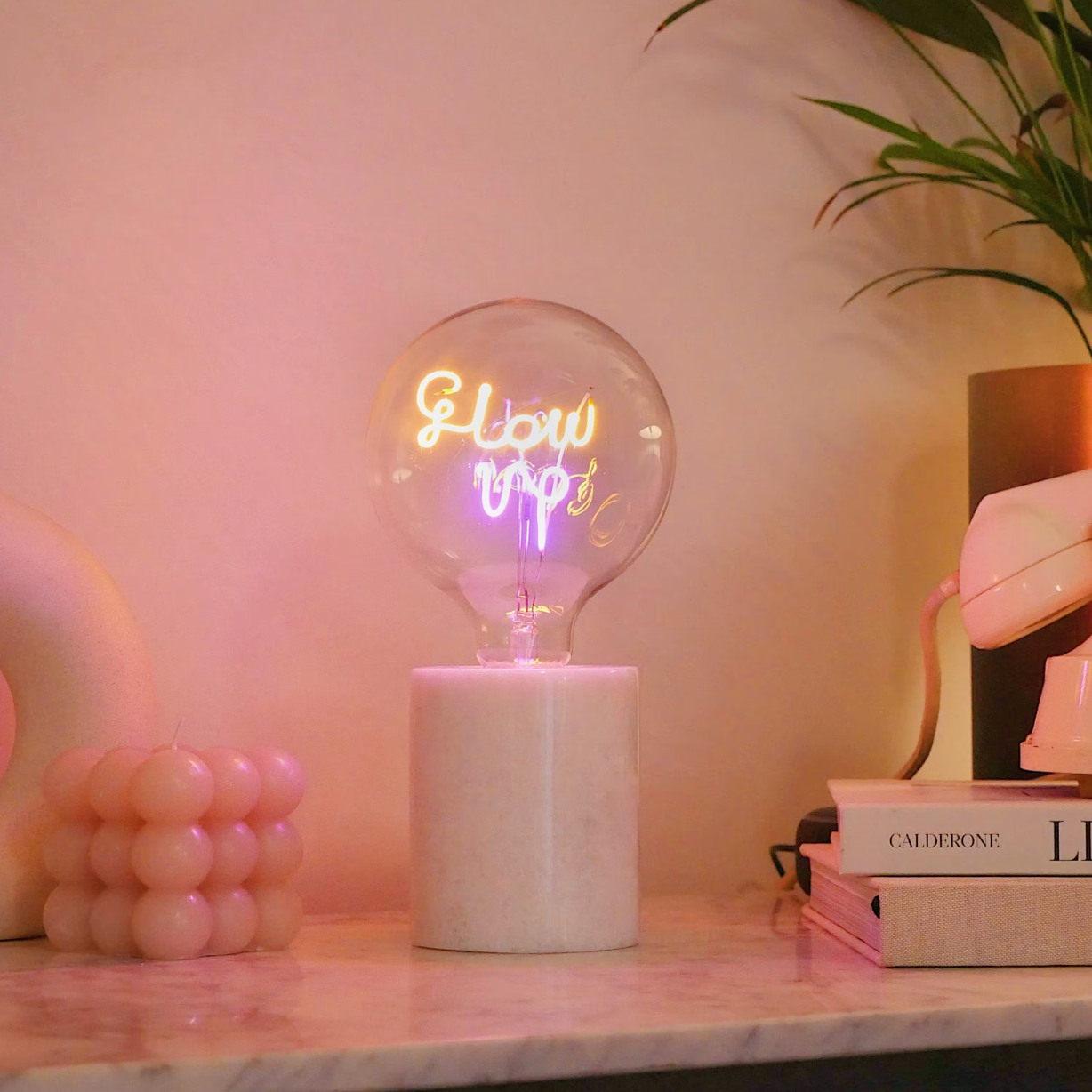 Text Bulb - Glow Up -  LED Pære med tekst